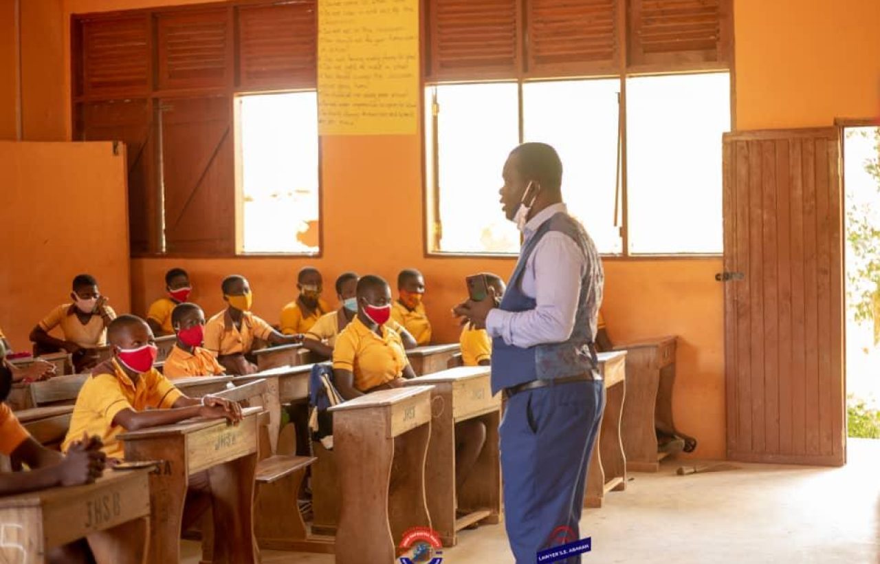 W/R: Shama District – Study hard to enjoy Free Senior High School programme – NPP PC to JHS students