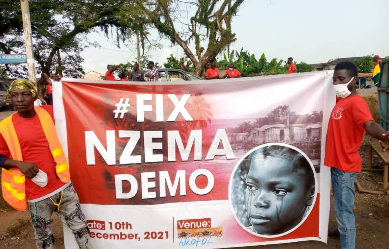 W/R: NZEMA YOUTH DEMONSTRATE TO PRESS HOME THEIR DEMANDS