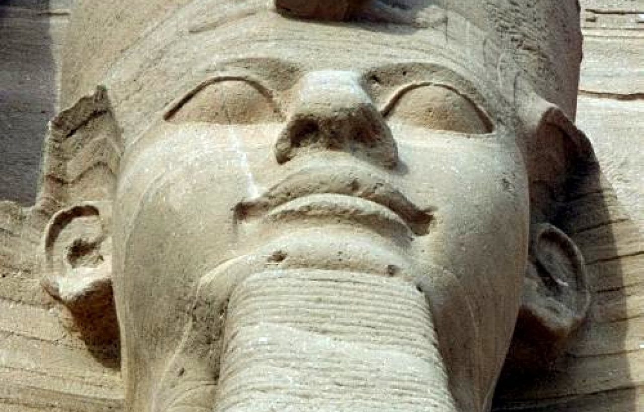 Egypt Arrest Three People For Trying To Steal Statue Of Pharaoh Ramses The Great